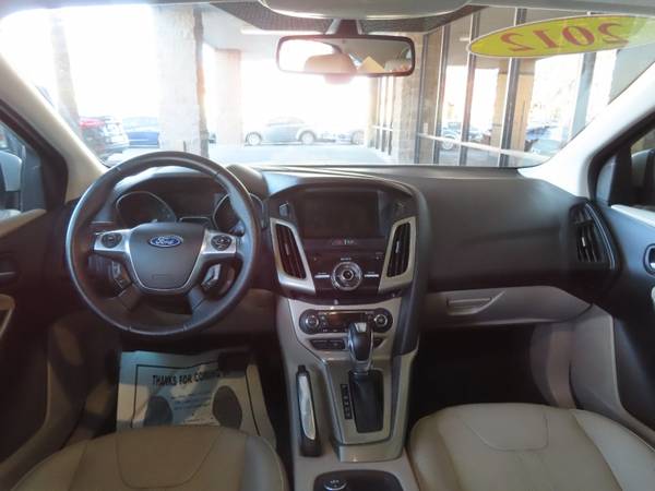 2012 Ford Focus 5dr HB SEL / CLEAN ARIZONA CARFAX / LOW MILES!... for sale in Tucson, AZ – photo 11