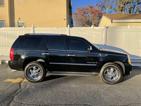 2007 Cadillac Escalade LUXURY - - by dealer - vehicle for sale in Paterson, NJ – photo 6