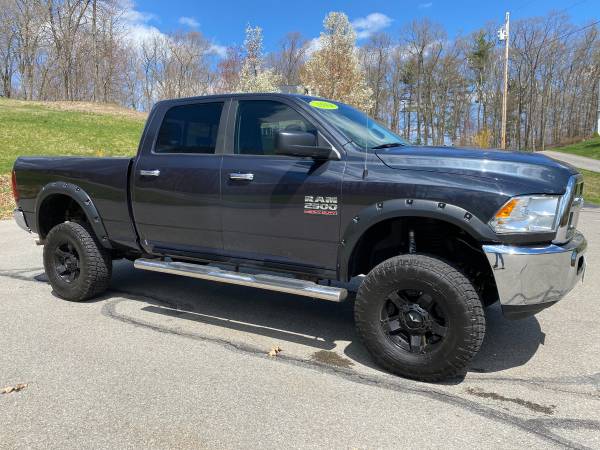 2014 DODGE RAM 2500 CREW CAB SHORTBED SLT LIFTED 4X4 - cars & for sale in Plaistow, MA – photo 3