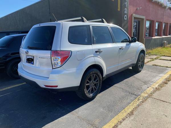 2009 SUBARU FORESTER AWD FULLY LOADED!!! - cars & trucks - by owner... for sale in Madison Heights, MI – photo 4