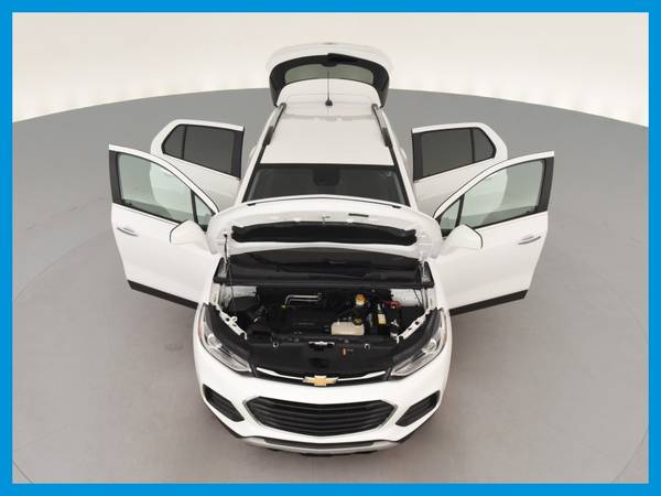 2019 Chevy Chevrolet Trax LT Sport Utility 4D hatchback White for sale in Lynchburg, VA – photo 22