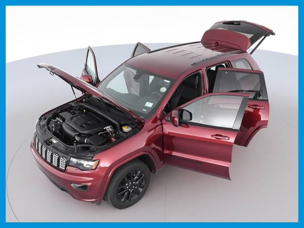 2020 Jeep Grand Cherokee Altitude Sport Utility 4D suv Burgundy for sale in Chaska, MN – photo 15