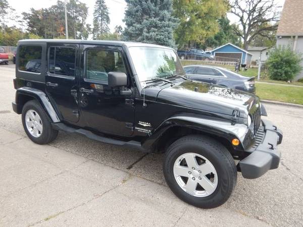 2007 Jeep Wrangler Unlimited Sahara - Easy Financing Available! -... for sale in Oakdale, MN – photo 7