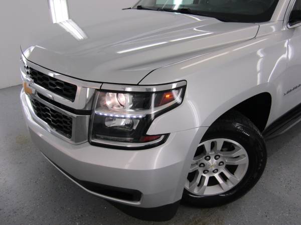 2015 Chevrolet Suburban 2WD 4dr LT - - by dealer for sale in Carrollton, TX – photo 18
