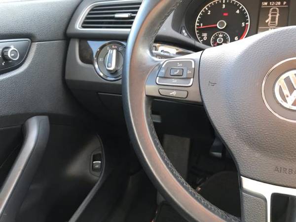 2014 Volkswagen Passat 4dr Sdn 2.0L DSG TDI SEL Premium - cars &... for sale in Atascadero, CA – photo 13