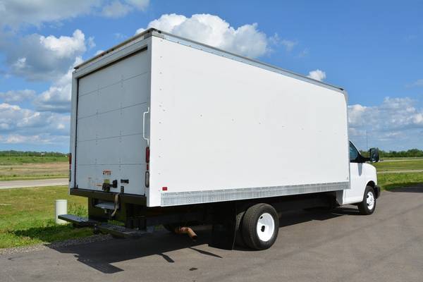 Box Truck Liquidation Sale for sale in Rockford, IL – photo 4