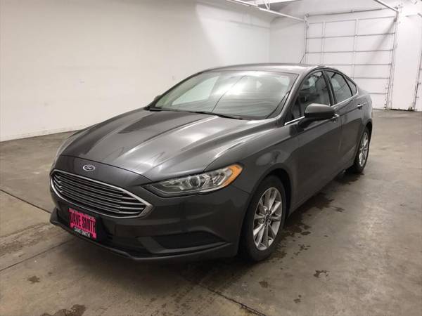 2017 Ford Fusion SE Sedan - - by dealer - vehicle for sale in Coeur d'Alene, MT – photo 4
