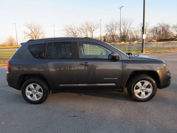 2016 JEEP COMPASS*WARRANTY*AUX*ONLY 63K MILES**HEATED... for sale in Highland, IL – photo 4