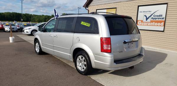 2008 Chrysler Town & Country 4dr Wgn Touring for sale in Chesaning, MI – photo 2