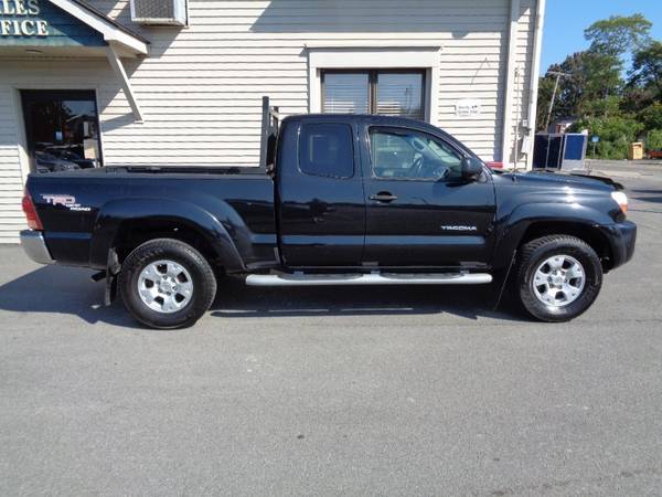 2008 Toyota Tacoma Access Cab V6 Auto 4WD * ONLY 97K MILES * NICE !!!! for sale in Brockport, NY – photo 3