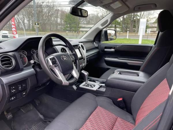 Black 2015 Toyota Tundra 4WD Truck TRIM 120, 497 miles - Hartford for sale in South Windsor, CT – photo 11
