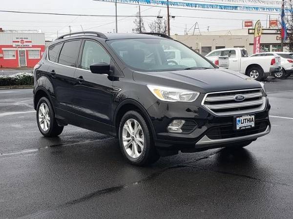 2018 Ford Escape 4x4 4WD SE SUV - - by dealer for sale in Medford, OR – photo 3