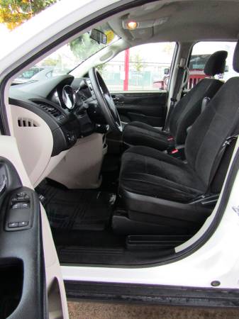 2013 DODGE CARAVAN SE 4D*3RD ROW SEATING AND ONLY$500 DOWN@HYLAND AUTO for sale in Springfield, OR – photo 4