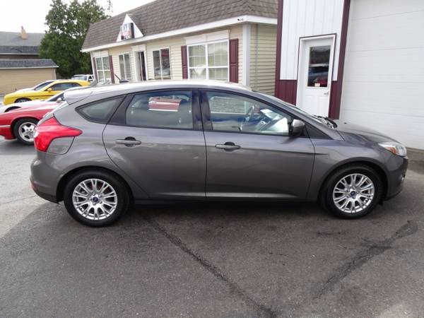 2012 Ford Focus 5dr HB SE for sale in Waterloo, IA – photo 7