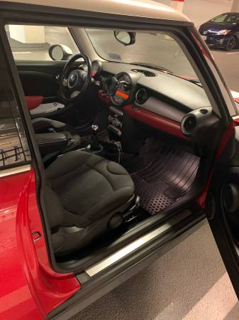 2010 Mini Cooper Hatchback 2D - cars & trucks - by owner - vehicle... for sale in Washington, District Of Columbia – photo 4