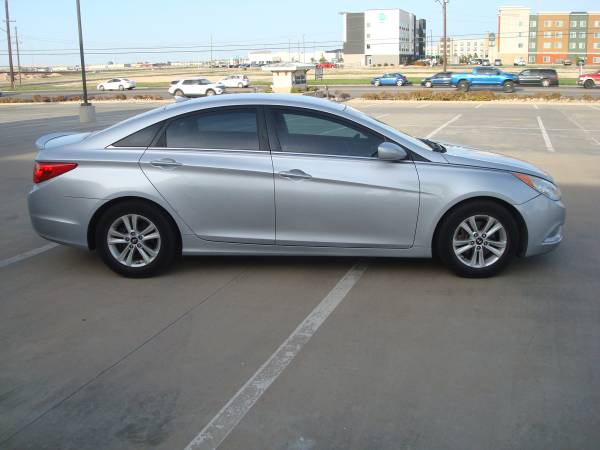 2013 Hyundai Sonata GLS 4dr Sedan - - by dealer for sale in Lubbock, TX – photo 4