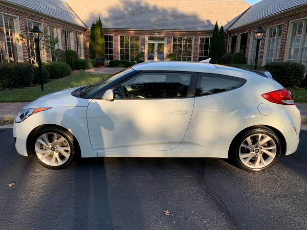 2016 HYUNDAI VELOSTER - 2 OWNER/CLEAN/NEEDS NOTHING/WARRANTY - cars... for sale in Peachtree Corners, GA – photo 3