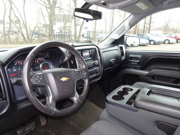 2015 Chevrolet Silverado 1500 LT Crew Cab 4WD - - by for sale in Spencerport, NY – photo 9