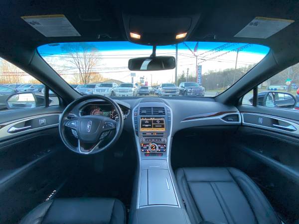 🔥 2017 Lincoln MKZ 2.0T With 26k Miles - cars & trucks - by dealer -... for sale in Hastings, MN – photo 15