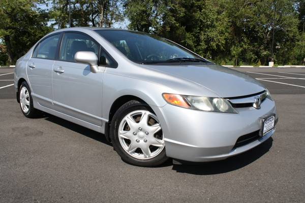 2008 HONDA CIVIC 4-DOOR GREAT ON GAS for sale in Fredericksburg, District Of Columbia – photo 13
