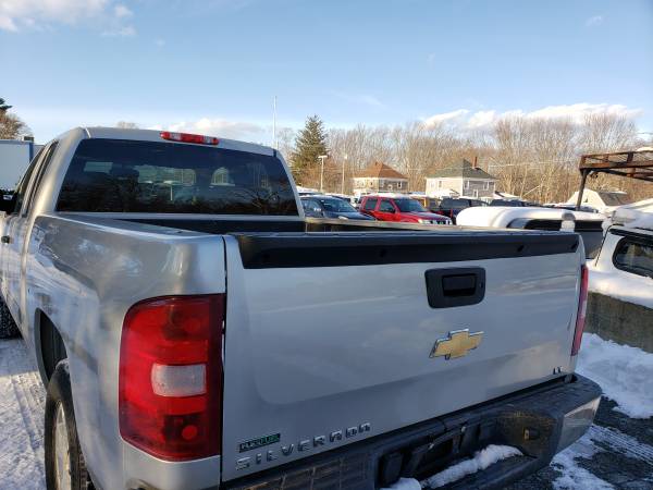 2011 Chevy Silverado 1500 X-Cab LT 4WD - Very clean for sale in West Bridgewater, MA – photo 7