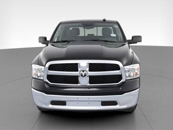 2020 Ram 1500 Classic Crew Cab SLT Pickup 4D 5 1/2 ft pickup Black -... for sale in Sausalito, CA – photo 17