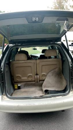 2002 Toyota sienna van third row seating dependable daily driver -... for sale in Acworth, AL – photo 5