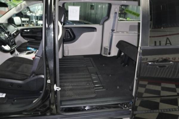 2016 Dodge Grand Caravan SXT Passenger Van for sale in Portland, OR – photo 21
