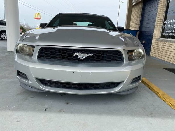 2012 Ford Mustang V6 - - by dealer - vehicle for sale in Forsyth, AR – photo 2
