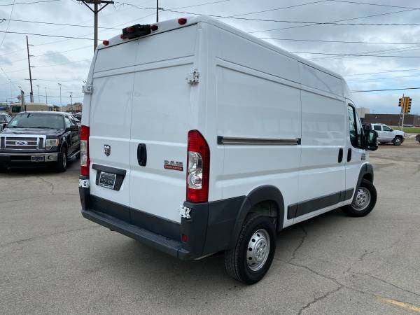 2018 RAM ProMaster Cargo 1500 136 WB - - by dealer for sale in Springfield, IL – photo 5