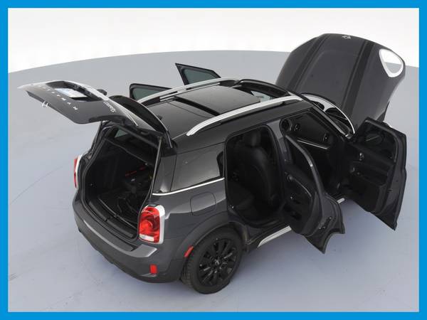 2019 MINI Countryman Cooper SE ALL4 Hatchback 4D hatchback Gray for sale in Bloomington, IN – photo 19