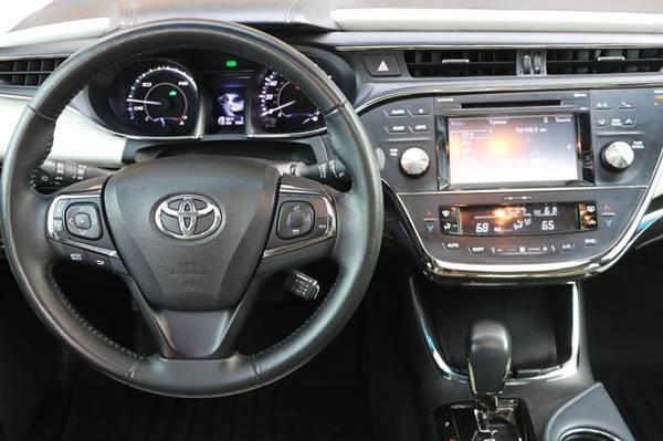 2015 Toyota Avalon Hybrid XLE Touring sedan Silver for sale in Nampa, ID – photo 16