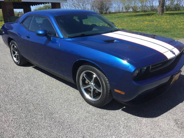 2010 Dodge Challenger LOW MILEAGE 38K for sale in Elma, NY – photo 4