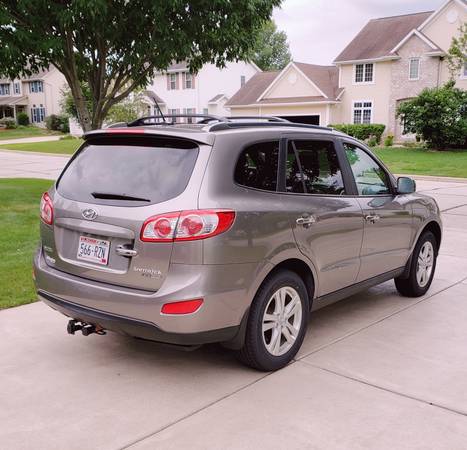 2011 Hyundai Santa Fe Limited AWD for sale in Green Bay, WI – photo 3