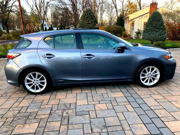 LEXUS CT200h ELECTRIC HYBRID 12 Luxury Vehicle CLEAN Fast Toyota for sale in Morristown, NJ – photo 3