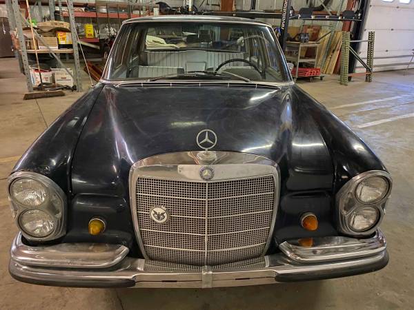 1967 Mercedes-Benz 300SE Sunroof - cars & trucks - by owner -... for sale in Shoemakersville, PA – photo 2