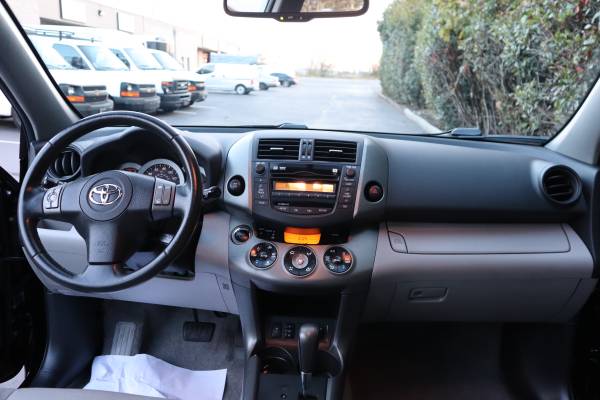 2011 Toyota RAV4 Limited V6 - LEATHER / MOONROOF / ONLY 90K MILES!... for sale in Beaverton, WA – photo 11
