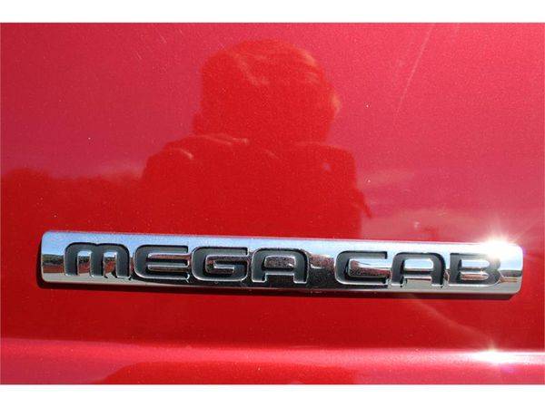 2006 Dodge Ram 2500 4WD SLT 5.9 24V CUMMINS TURBO DIESEL MEGA CAB !!... for sale in Salem, NH – photo 14