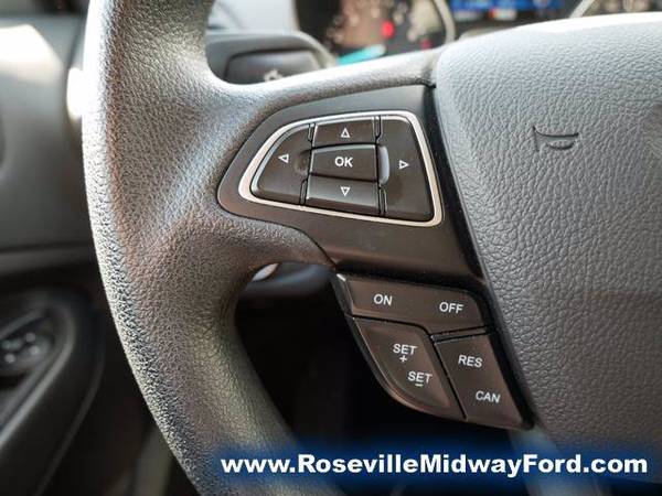 2018 Ford Escape Se - - by dealer - vehicle automotive for sale in Roseville, MN – photo 22