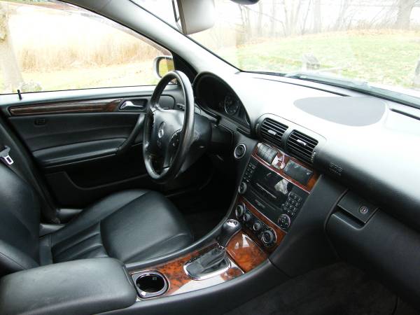 2007 Mercedes Benz C280 All Wheel Drive All Options Must See... for sale in East Providence, RI – photo 22