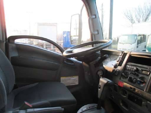2015 Isuzu NPR HD 16' Morgan Box Truck Liftgate Non-CDL #3626 - cars... for sale in East Providence, RI – photo 6