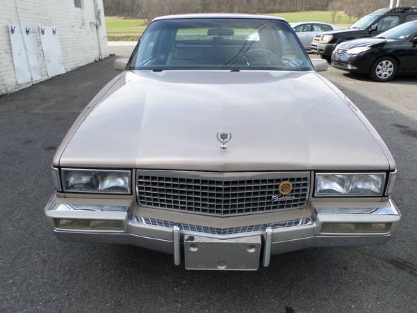 1990 CADILLAC DeVille 4 5L In excellent condition for sale in Stewartsville, PA – photo 2