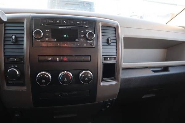 2012 Ram 1500 4x4 Truck Dodge 4WD Quad Cab 140.5 ST Crew Cab - cars... for sale in Bend, OR – photo 23