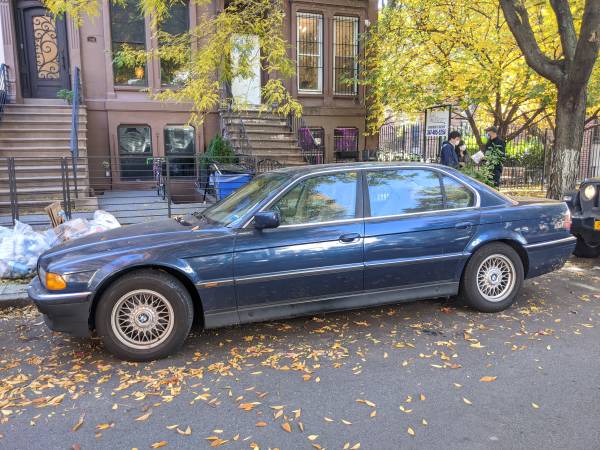 Blue BMW 1998, runs great - cars & trucks - by owner - vehicle... for sale in Brooklyn, NY – photo 7