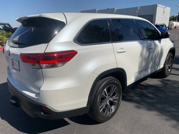 2019 Toyota Highlander 3ROW SUV GREAT FOR FAMILY! for sale in Las Vegas, NV – photo 13