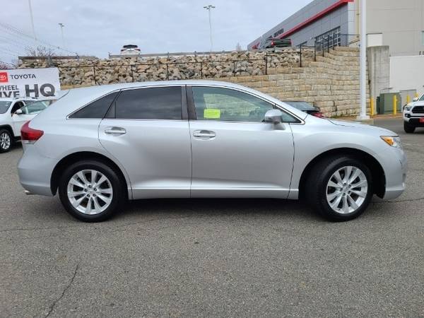 2013 Toyota Venza LE suv - - by dealer - vehicle for sale in Mendon, MA – photo 8