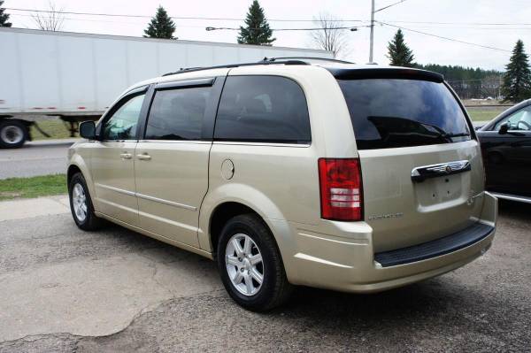 2010 Chrysler Town and Country Touring 4dr Mini Van for sale in Mancelona, MI – photo 4