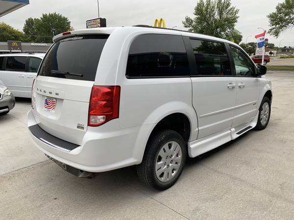 2014 Dodge Grand Caravan Handicap Van for sale in Grand Forks, ND – photo 6