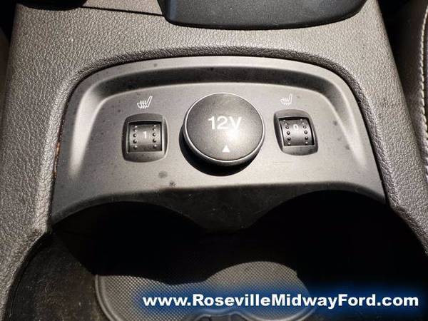 2012 Ford Focus Titanium - - by dealer - vehicle for sale in Roseville, MN – photo 19