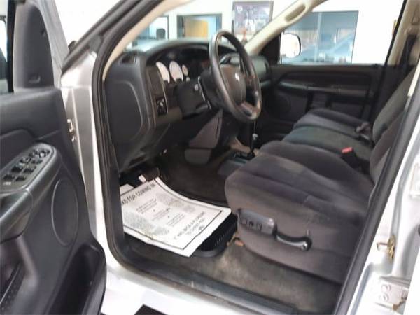 2004 Dodge Ram 2500 SLT - cars & trucks - by dealer - vehicle... for sale in Green Bay, WI – photo 12